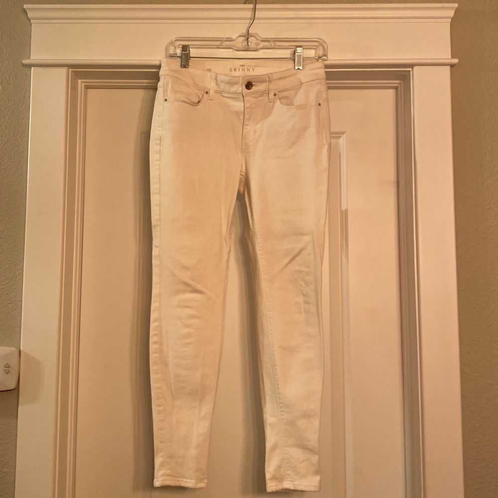 Skinny White Jeans, 6P White House Black Market